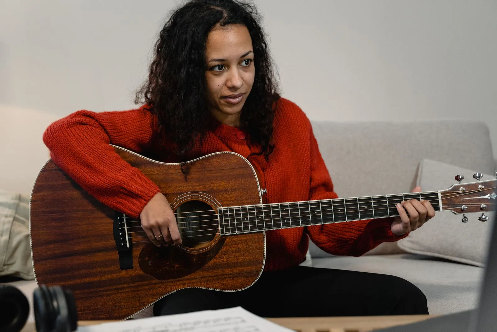 Easy Guitar Chords to Learn First